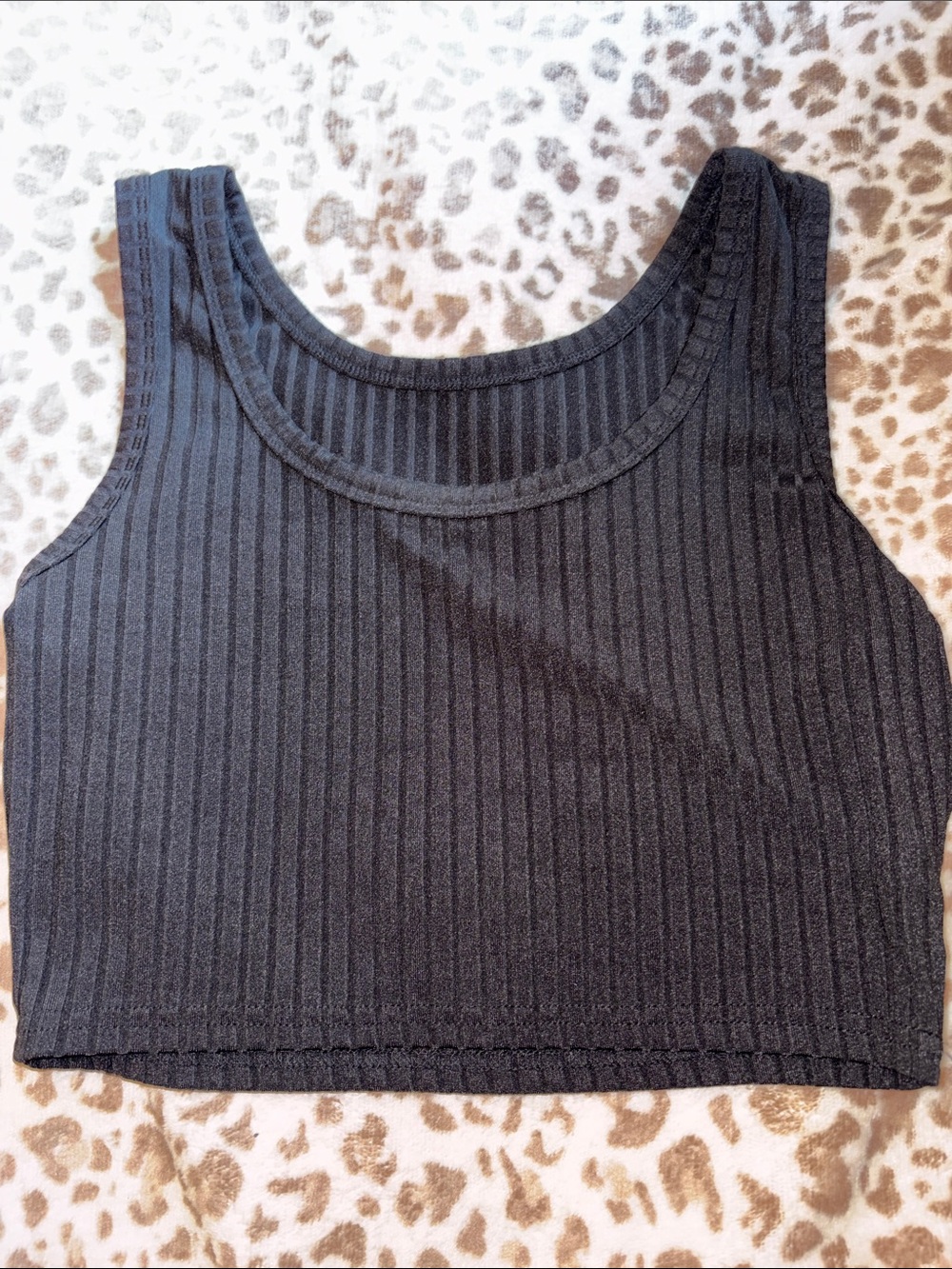 SHEIN Black Ribbed Crop Tank